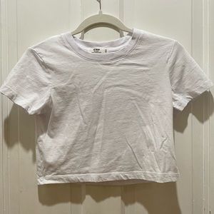 cotton on baby tee 🤍